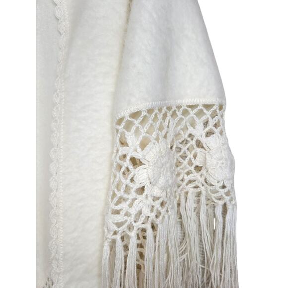 Alpaca blend Exotic Shawl Wrap Triangle style Simply Natural - Picture 6 of 10